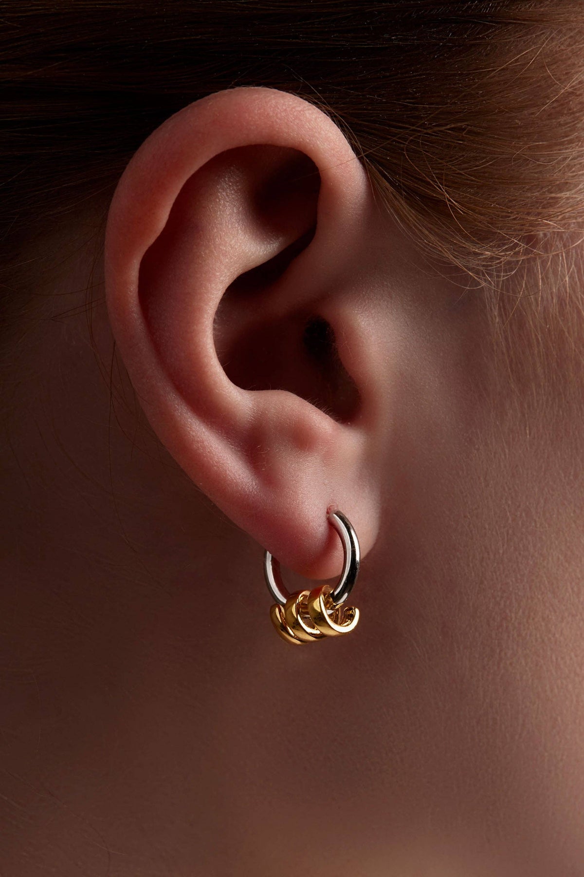 Two-Tone Coil Huggies