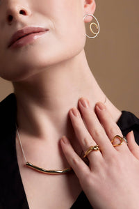 Two-Tone Curve Ring
