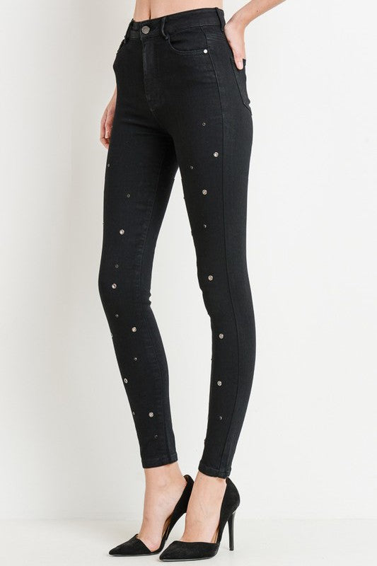 High waist black jeans grommet details